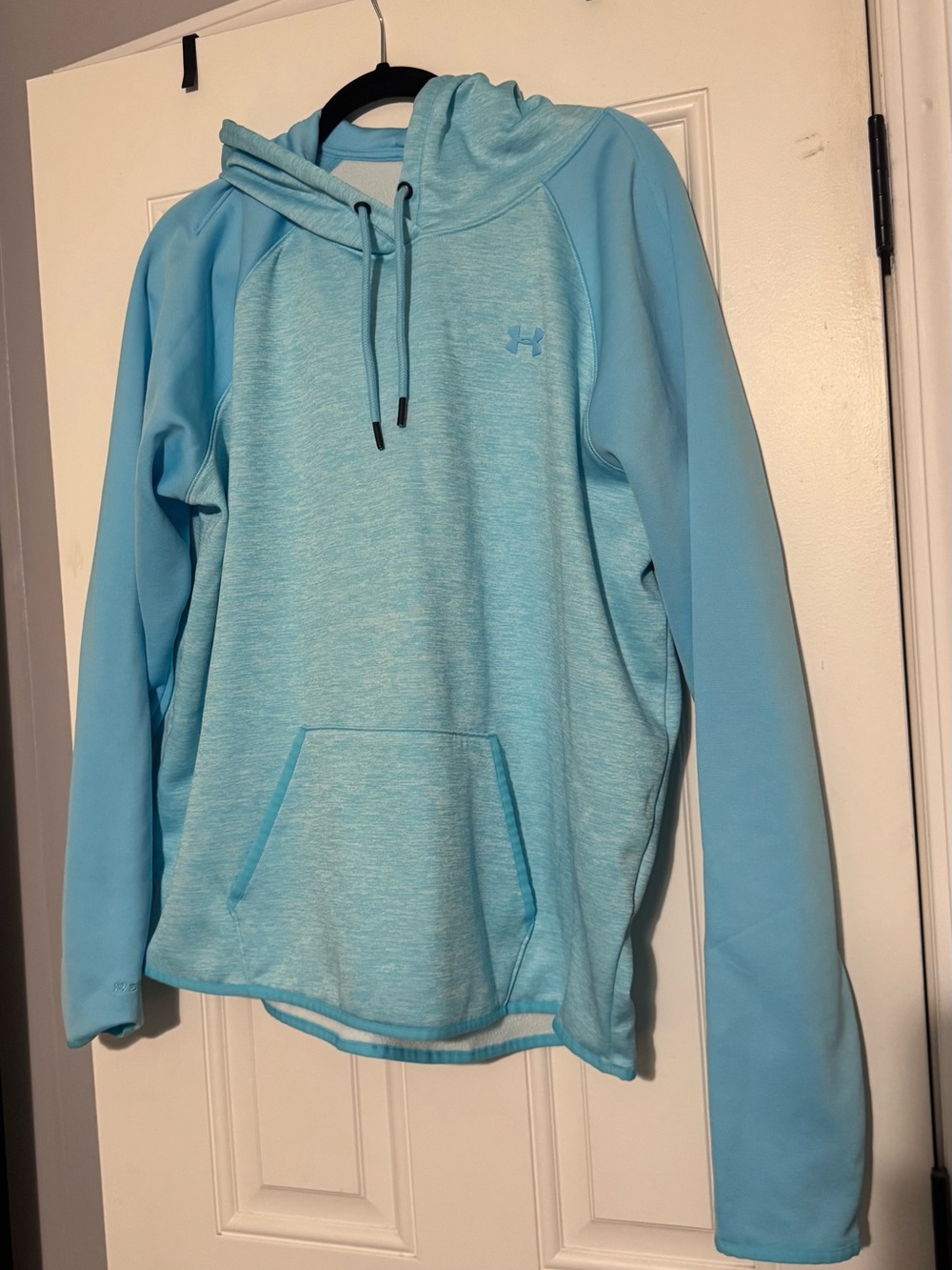 Women’s blue under Armour hoodie xxl